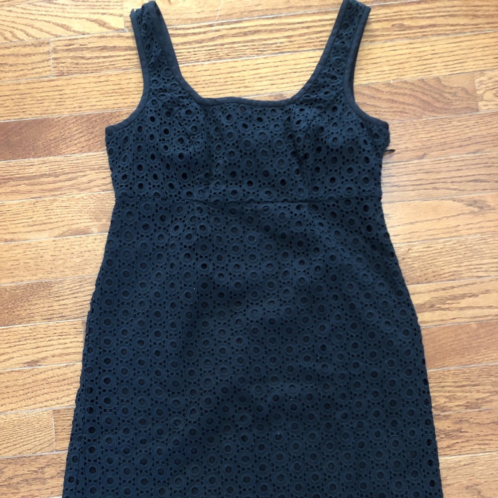 Women’s Nine West 4 petite black dress.